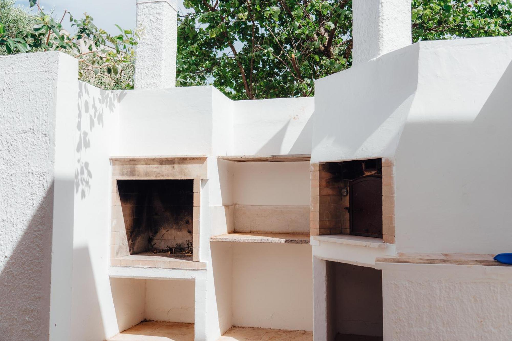 Loli Trulli Superior Villa - Free Parking Castellana Grotte Exterior photo